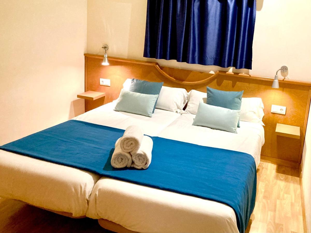 Apartamentos Petit Blau ปาเกรา ภายนอก รูปภาพ